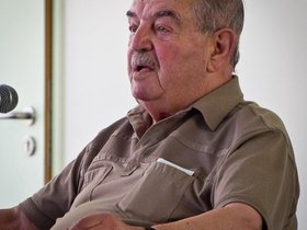 Miecius 525x525-2.jpg